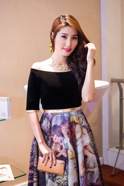 nhung-my-nhan-den-tinh-do-nghiep-cua-showbiz-viet1-1420082852