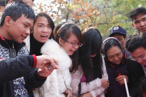 Độc đáo đua cua biển lần đầu tiên tổ chức ở Hà Nội - 8