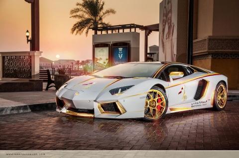 Lamborghini Aventador mạ vàng của đại gia Trung Đông