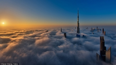 dubai, toa nha Burj Khalifa, ngam toa nha cao nhat the gioi, may troi tuyet dep, du lich, diem du lich doc dao
