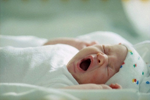 Lý do “ngã ngửa” khiến trẻ sơ sinh chậm tăng cân - 1