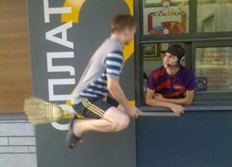 Bộ sưu tập hình ảnh khó đỡ trong cuộc sống