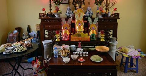 Tại sao phải cúng ông Táo trước 12h ngày 23 tháng Chạp? - Ảnh 1