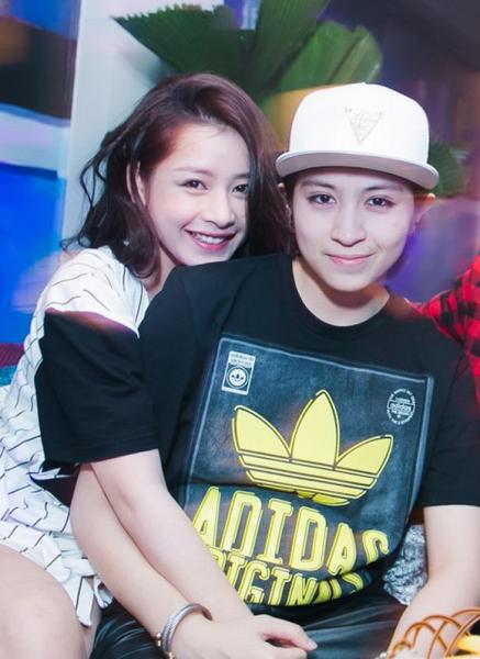 sao-viet-dinh-nghi-an-yeu-nhau8