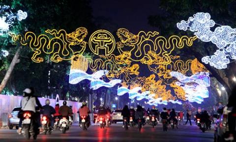 Hà Nội, TPHCM đẹp lung linh trước thời khắc giao thừa - 4