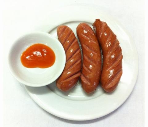 xuc-xich1-1424870941