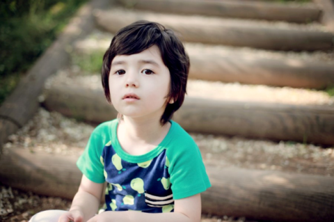 Nhóc tỳ Hàn Quốc hút hồn cư dân mạng 5