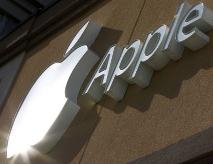 Apple bị kiện tụng do chiêu mộ kỹ sư đánh cắp thông tin - 1