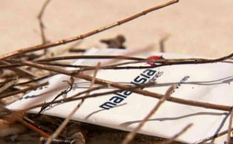 Phát hiện manh mối nghi của MH370 trên bờ biển Úc - 2