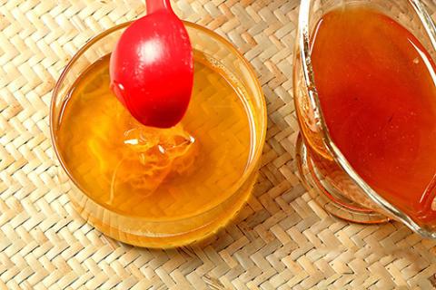 Cách đơn giản để làm son dưỡng cho môi mềm mại - 6