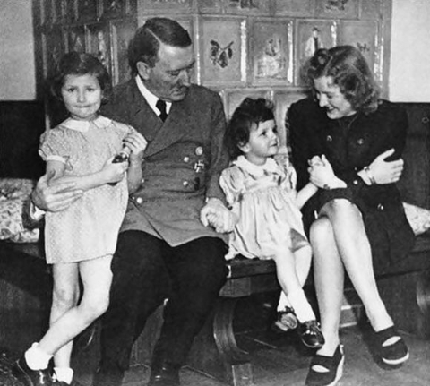 Hitler và những điều kỳ quái nhất đã từng thực hiện