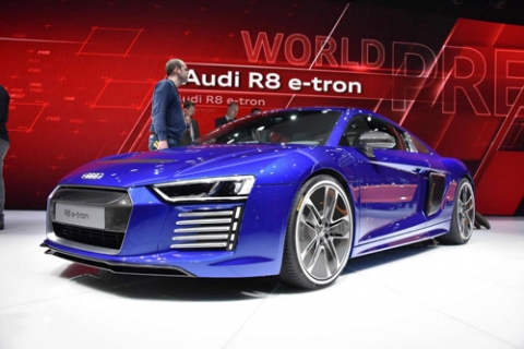 Quả tang Audi R8 mới trên đường khi chưa phát hành - 3