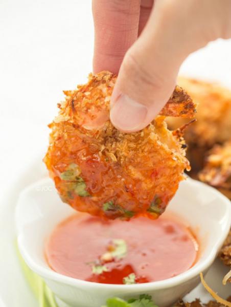 Đổi vị bữa ăn với tôm lăn dừa - 8