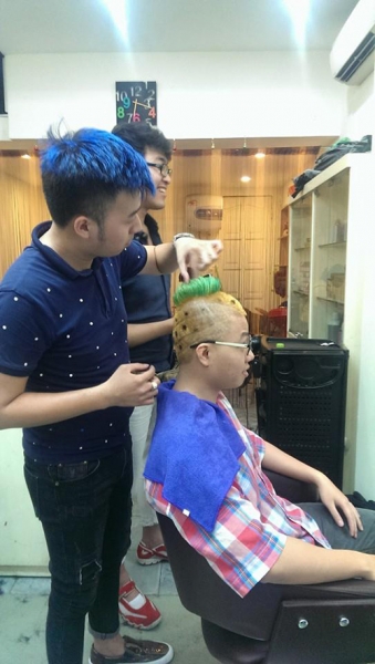 Những kiểu tóc “không giống ai” của giới trẻ Việt - 2