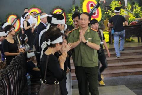 Đám tang NSƯT Anh Dũng 26