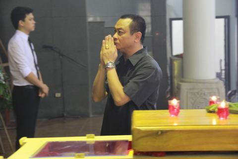 Đám tang NSƯT Anh Dũng 7