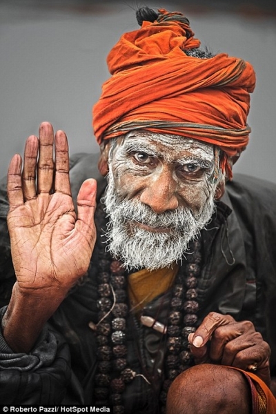 Chân dung khuôn mặt của con người nghèo khổ ở Ấn Độ 5