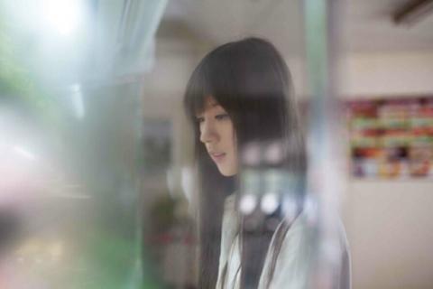 Ngẩn ngơ trước nhan sắc đẹp thuần khiết của 'Nữ sinh áo trắng' Trung Quốc 3