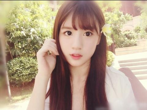 Ngẩn ngơ trước nhan sắc đẹp thuần khiết của 'Nữ sinh áo trắng' Trung Quốc 8