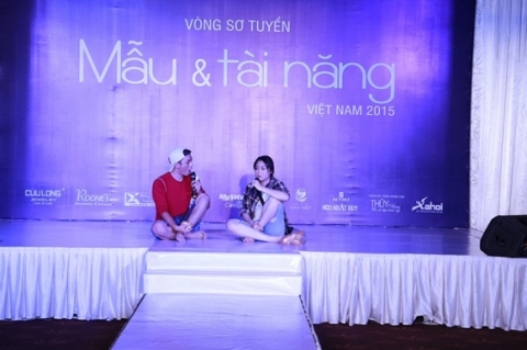 Toàn cảnh buổi casting Mẫu và tài năng Việt  Nam 2015 1