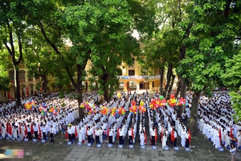 nữ sinh phan đình phùng1