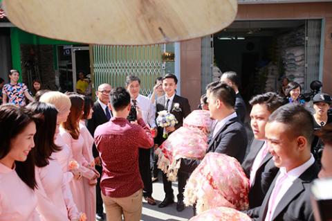 '. Trực tiếp đám cưới Tú Vi Văn Anh .' '. Trực tiếp đám cưới Tú Vi Văn Anh .'