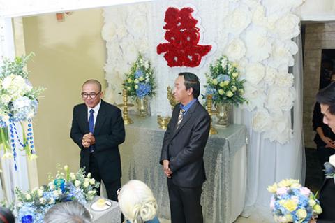 '. Trực tiếp đám cưới Tú Vi Văn Anh .' '. Trực tiếp đám cưới Tú Vi Văn Anh .'