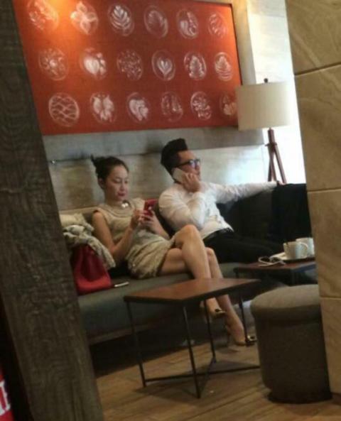 'Chim công làng múa' Linh Nga tránh né vụ 'ảnh khóa môi' - 1