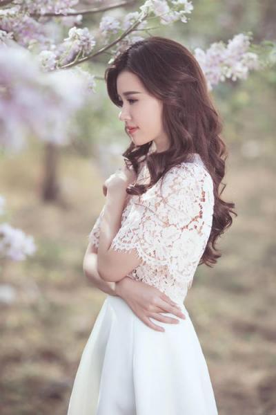 Mê mẩn ngắm hotgirl Midu giữa rừng hoa anh đào - Ảnh 6