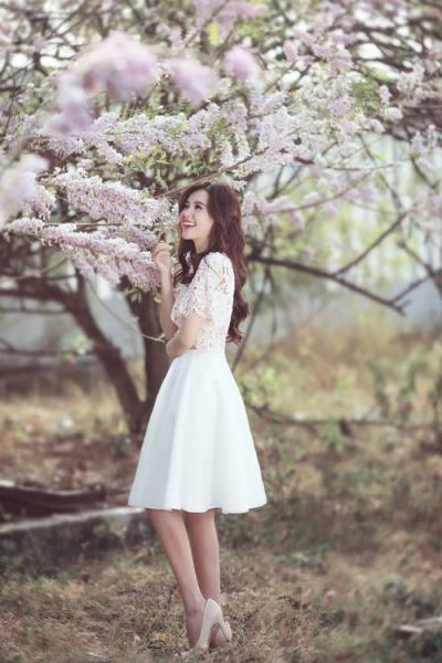 Mê mẩn ngắm hotgirl Midu giữa rừng hoa anh đào - Ảnh 5