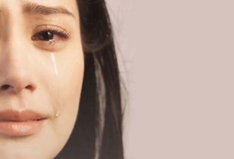 7 lợi ích sức khỏe ngạc nhiên của nước mắt mỗi khi khóc - Ảnh 1