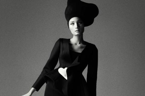 top 5 my nhan duoc du doan bung no trong nam 2016 - 6