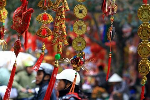 Đồ trang trí Tết: Hàng Trung Quốc chiếm lĩnh 