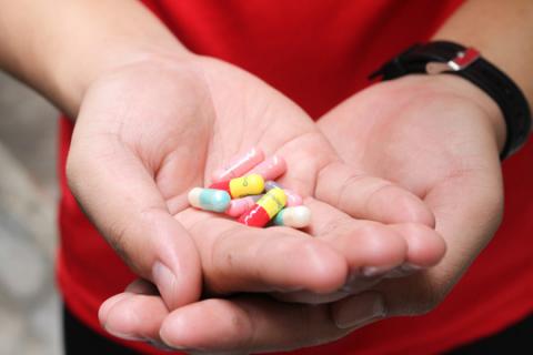 Thuốc hết “đát”: Tuyệt đối không dùng! - 1