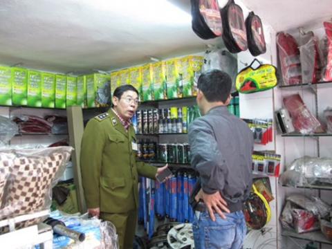 Đột kích ma trận 'hàng nhảy' và những mánh 'luộc đồ' giữa chợ Giời - Ảnh 1