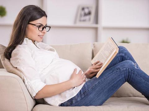 7 viẹc don giản mẹ nen làm dẻ thai nhi thong minh - 2