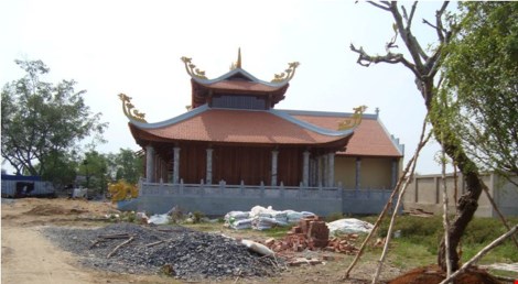 Tạm đình chỉ công trình nhà thờ tổ nghiệp của Hoài Linh