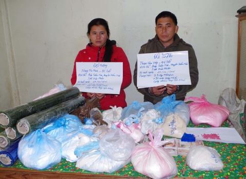 Cặp vợ chồng người Lào tàng trữ gần 24 kg heroin