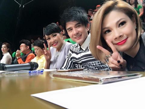 Những bức ảnh tạo dáng