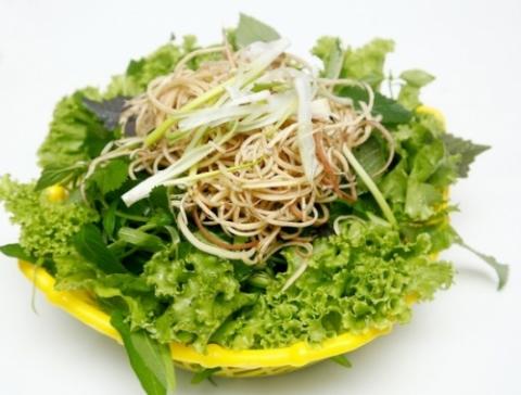 Những người tuyệt đối không được ăn rau sống - 1