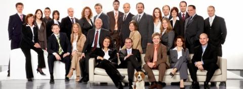 Muốn làm giàu, hãy học thói quen của 90% tỷ TG - 1