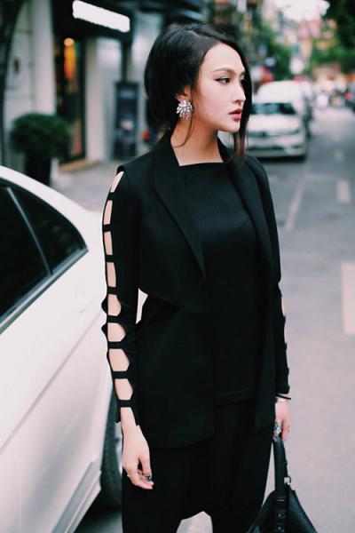 nu cong an khien cong dong mang san lung thong tin vi qua xinh dep - 12