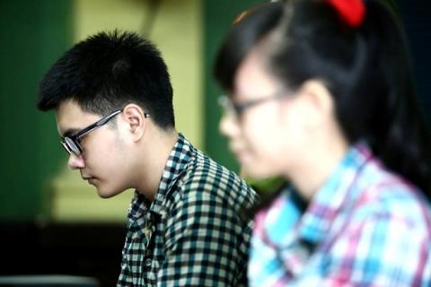 Nam sinh giet ban dong tinh co loi khai bat thuong o toa hinh anh 2