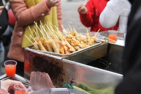 Con tre co the bi ung thu tuy, ung thu than neu bo me cu tiep tuc nhu the nay