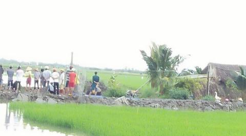 Bắt khẩn cấp kẻ sát hại cụ bà trong chòi giữ tôm - 1