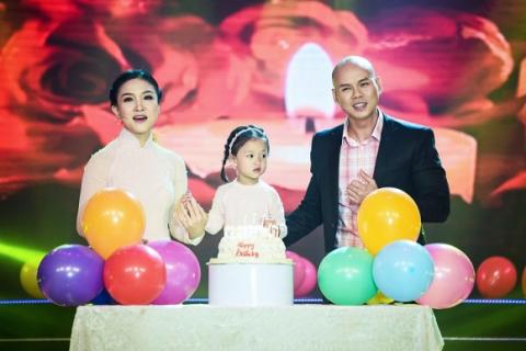 nhung-moi-tinh-thay-tro-cua-showbiz-viet-10-ngoisao.vn-w1000-h668 0