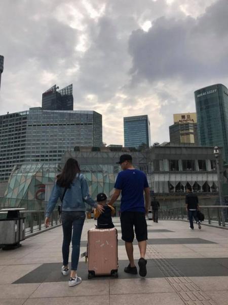 gia đình Ngọc Thạch đi du lịch Thượng Hải 1