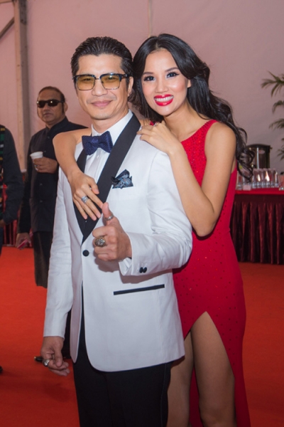 Vợ chồng Dustin Nguyễn dự LHP Kim Kê 5