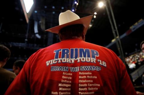 Những người ủng hộ ông Trump tham dự sự kiện cảm ơn ở Cincinati, bang Ohio. (Ảnh: Reuters)