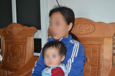 Chị Cao Phương H (vợ Cường) vẫn không tin chồng mình phạm tội. Ảnh: Đ.Tuỳ